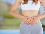 Foods that are healthy for the brain are also often healthy for gut health. Nutritionist Amanda Sauceda shared the list of a few food items that can help with brain drain, all the while improving gut health and making it stronger. Take a look at the list here.