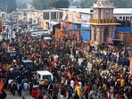 Heavy force outside Ram Temple gate to manage the crowd in Ayodhya, Uttar Pradesh India on Tuesday. (Deepak Gupta/Hindustan Times) Heavy force outside Ram Temple gate to manage the crowd in Ayodhya, Uttar Pradesh India on Tuesday. (Deepak Gupta/Hindustan Times)