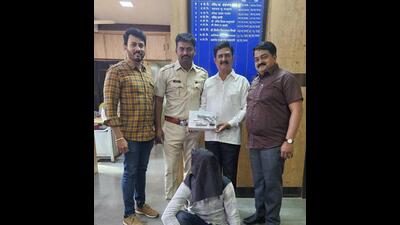 One held with country-made revolver, bullets in Thane One held with country-made revolver, bullets in Thane