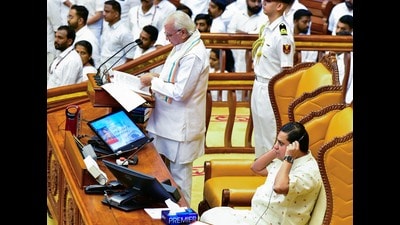 Kerala Governor Arif Mohammed Khan during the customary policy address to begin the Budget Session of the State Legislative Assembly in Thiruvananthapuram. (Sreeram DK) Kerala Governor Arif Mohammed Khan during the customary policy address to begin the Budget Session of the State Legislative Assembly in Thiruvananthapuram. (Sreeram DK)