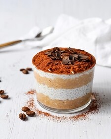 tiramisu overnight oats (instagram)