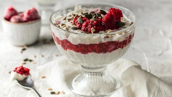 Rasberry oat parfait (instagram)