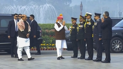 PM Modi greets Chief of Defence Staff General Anil Chauhan, Chief of the Army Staff General Manoj Pande, Chief of the Naval Staff Admiral R Hari Kumar and Chief of the Air Staff VR Chaudhari as he arrives at the National War Memorial to pay homage on the 75th Republic Day in New Delhi. Defence Minister Rajnath Singh is also seen. (PTI) PM Modi greets Chief of Defence Staff General Anil Chauhan, Chief of the Army Staff General Manoj Pande, Chief of the Naval Staff Admiral R Hari Kumar and Chief of the Air Staff VR Chaudhari as he arrives at the National War Memorial to pay homage on the 75th Republic Day in New Delhi. Defence Minister Rajnath Singh is also seen. (PTI)