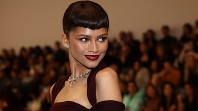 Zendaya on the other hand opted for a look that made her stand out, complete with bangs (Emmanuel Dunand / AFP) Zendaya on the other hand opted for a look that made her stand out, complete with bangs (Emmanuel Dunand / AFP)