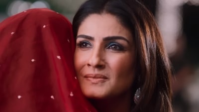 Raveena Tandon plays a '90s actor in Karmma Calling Raveena Tandon plays a '90s actor in Karmma Calling