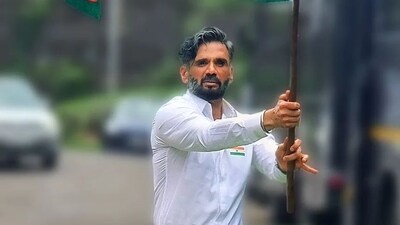 Suniel Shetty: Suniel Shetty also wished his fans on Republic Day, saying, "Saare jahan se acha Hindustan hamara.. #RepublicDay."&nbsp; (Instagram/@suniel.shetty)