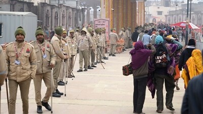 Crowds can seen smothly moving on ‘Dharm Path’ as heavy force deployed inside temple premises to manage the rush at Ram Temple in Ayodhya. (HT Photo/Deepak Gupta)