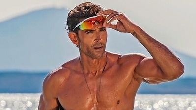 Hrithik Roshan in the song Ishq Jaisa Kuch from Fighter Hrithik Roshan in the song Ishq Jaisa Kuch from Fighter