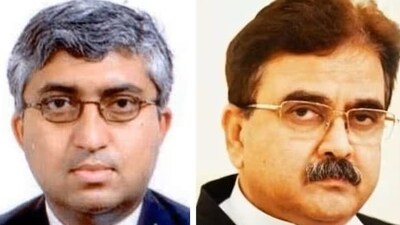 Justice Soumen Sen and Justice Abhijit Gangopadhyay (right).