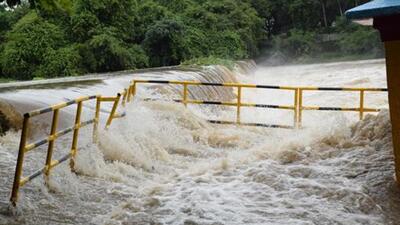 Locals, with the help of authorities, rescued Aditya Sachin Bundele (20). (REPRESENTATIVE PHOTO)