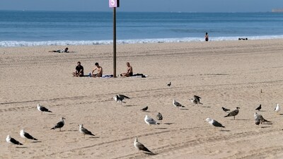 Spain’s weather agency has stated that abnormally high temperatures for the season are expected to persist in many parts of the country over the weekend. (AFP) Spain’s weather agency has stated that abnormally high temperatures for the season are expected to persist in many parts of the country over the weekend. (AFP)