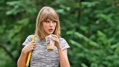 Singer Taylor Swift’s preferred coffee is a grande non-fat caramel latte Singer Taylor Swift’s preferred coffee is a grande non-fat caramel latte