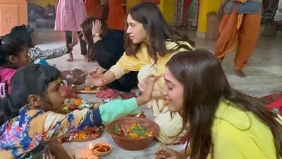 Bhumi Pednekar and Samiksha Pednekar are often spotted together out and about in Mumbai. They also chose to visit the temple together which is located in the Nilachal hills in Guwahati, Assam. 