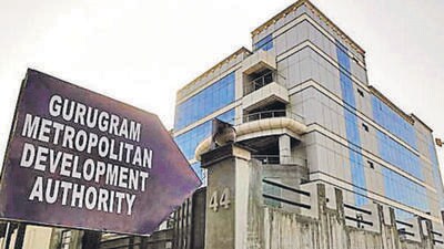 A GMDA spokesperson said that the DIAL officials have apprised them to have hired a consulting firm to conduct studies to asses the current traffic situation and future traffic generation between Gurugram and the Delhi airport. (HT Archive)