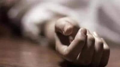 According to police, in a note which was recovered from the victim’s room, she called herself a loser and also said sorry to her parents. (Representative Image)