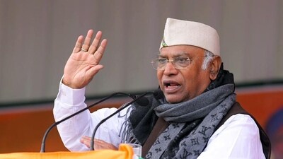 Congress chief Mallikarjun Kharge said Nitish Kumar's exit won't impact the INDIA alliance. (File) Congress chief Mallikarjun Kharge said Nitish Kumar's exit won't impact the INDIA alliance. (File)