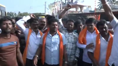 BJP and JDS workers hold protest in Keragodu village, Mandya over the Hanuman flag issue on Monday. (ANI image) BJP and JDS workers hold protest in Keragodu village, Mandya over the Hanuman flag issue on Monday. (ANI image)