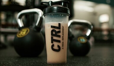 Selecting the right whey protein under Rs. 5000 requires a discerning eye and informed choices (Unsplash ) Selecting the right whey protein under Rs. 5000 requires a discerning eye and informed choices (Unsplash )