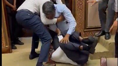The protests erupted after the ruling Maldivian Democratic Party (MDP), led by former president Ibrahim Mohamed Solih, opted to withhold approval for four members of the cabinet. (Screengrab) The protests erupted after the ruling Maldivian Democratic Party (MDP), led by former president Ibrahim Mohamed Solih, opted to withhold approval for four members of the cabinet. (Screengrab)