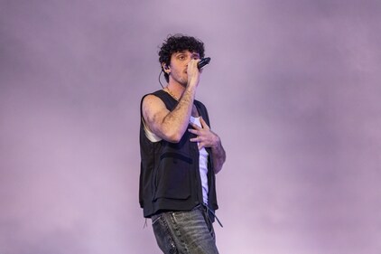 Lauv performing at Lollapallooza India