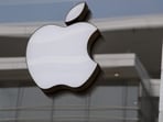 A schoolkid reverse engineered Apple's highly secure iMessage app