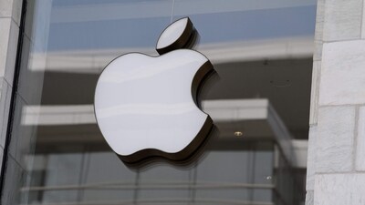 A schoolkid reverse engineered Apple's highly secure iMessage app (AFP Photo) A schoolkid reverse engineered Apple's highly secure iMessage app (AFP Photo)