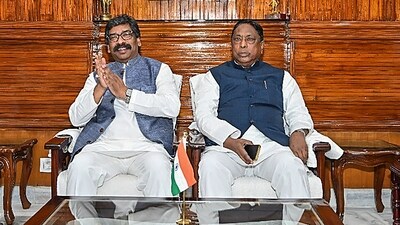 Jharkhand Chief Minister Hemant Soren during a meeting with state cabinet ministers and MLAs in Ranchi on January 30. (PTI) Jharkhand Chief Minister Hemant Soren during a meeting with state cabinet ministers and MLAs in Ranchi on January 30. (PTI)