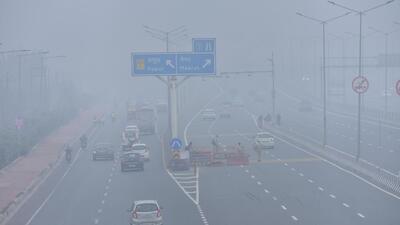 The IMD said the fog intensified under the impact of a western disturbance. (HT PHOTO) The IMD said the fog intensified under the impact of a western disturbance. (HT PHOTO)