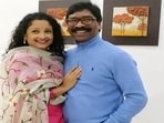 Hemant Soren's wife Kalpana Soren might become the chief minister if Hemant Soren is arrested, according to claims. Hemant Soren's wife Kalpana Soren might become the chief minister if Hemant Soren is arrested, according to claims.