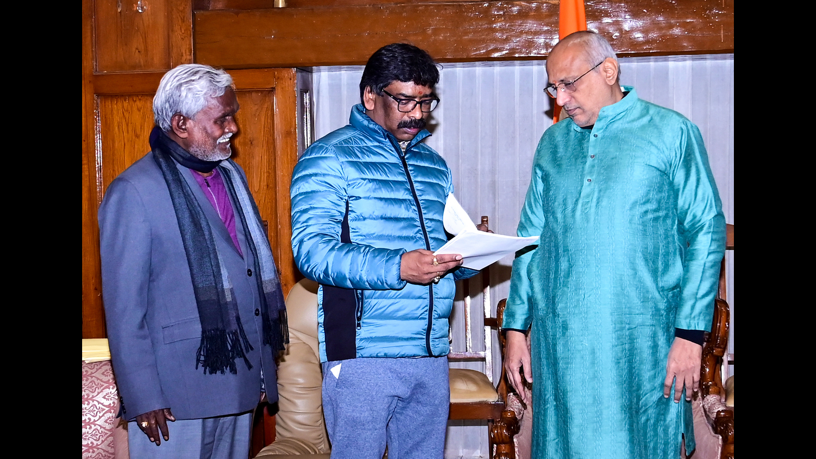 ED arrests Hemant; aide Champai may take over - Vimarsana News