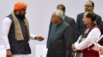 Bihar chief minister Nitish Kumar with deputy chief ministers Samrat Choudhary and Vijay Kumar Sinha. (Photo by Santosh Kumar/ Hindustan Times)