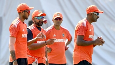 India's coach Rahul Dravid, captain Rohit Sharma and teammates R Ashwin and Axar Patel during a practice session (ANI) India's coach Rahul Dravid, captain Rohit Sharma and teammates R Ashwin and Axar Patel during a practice session (ANI)