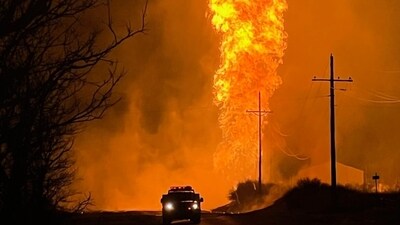 An explosion took place on a natural gas pipeline operated by DCP Midstream near the Texas-Oklahoma border on Tuesday night. (Elmwood Fire/Facebook) An explosion took place on a natural gas pipeline operated by DCP Midstream near the Texas-Oklahoma border on Tuesday night. (Elmwood Fire/Facebook)