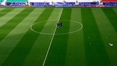General view inside the stadium before the match (REUTERS)