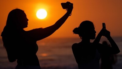 Representative Image: Mobile phone exports is projected to reach $15 billion in the current fiscal year. (AFP) Representative Image: Mobile phone exports is projected to reach $15 billion in the current fiscal year. (AFP)