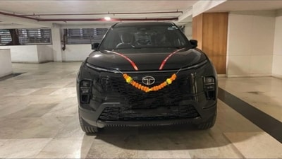 The picture shows the Tata Safari that Motilal Oswal bought. (X/@MrMotilalOswal) The picture shows the Tata Safari that Motilal Oswal bought. (X/@MrMotilalOswal)