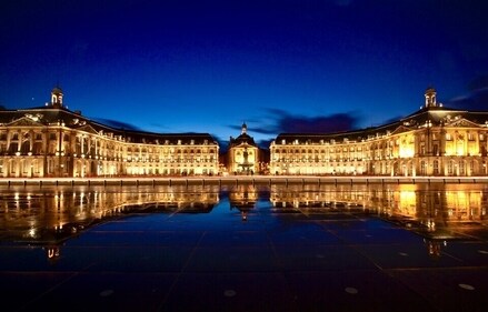 Place de la Bourse (Wikipedia) Place de la Bourse (Wikipedia)