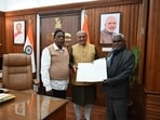 Raj Bhawan has invited the Leader of JMM legislative party, Champai Soren to form the government in Jharkhand Raj Bhawan has invited the Leader of JMM legislative party, Champai Soren to form the government in Jharkhand