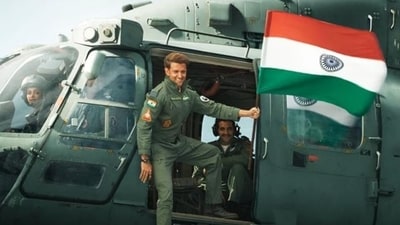 Fighter worldwide box office collection day 7: Hrithik Roshan and Deepika Padukone film grosses over ₹250 crore. Fighter worldwide box office collection day 7: Hrithik Roshan and Deepika Padukone film grosses over ₹250 crore.