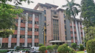 After Congress and AAP raised objection and staged agitations, PMC to cancel the tender process for purchasing sanitary napkins for girls of municipal schools and make it available under CSR fund. ((PIC FOR REPRESENTATION)) After Congress and AAP raised objection and staged agitations, PMC to cancel the tender process for purchasing sanitary napkins for girls of municipal schools and make it available under CSR fund. ((PIC FOR REPRESENTATION))