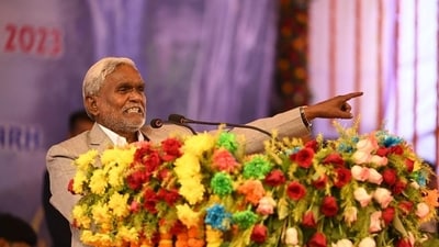 Champai Soren was inducted as minister for the first time by Shibu Soren in 2005 when the latter was the CM for nine days. (File) Champai Soren was inducted as minister for the first time by Shibu Soren in 2005 when the latter was the CM for nine days. (File)