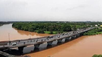 In the initiative, Mula and Mutha rivers are also included, where the committee is expected to visit the river basin area of both rivers and draft an action plan accordingly. (HT FILE) In the initiative, Mula and Mutha rivers are also included, where the committee is expected to visit the river basin area of both rivers and draft an action plan accordingly. (HT FILE)