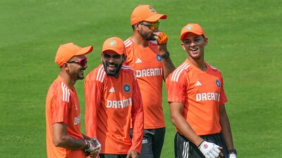 India's Axar Patel, KS Bharat, Yashasvi Jaiswal and Mukesh Kumar during a practice session (PTI) India's Axar Patel, KS Bharat, Yashasvi Jaiswal and Mukesh Kumar during a practice session (PTI)
