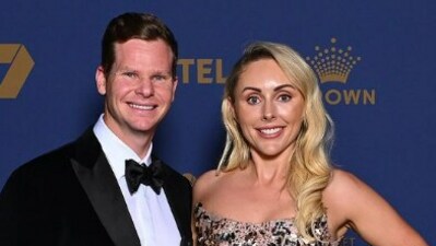 Steve Smith with wife Dani Wilis at the awards event (CA) Steve Smith with wife Dani Wilis at the awards event (CA)
