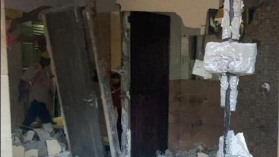 61 illegal hotels, guesthouses to be demolished in Powai-Kurla