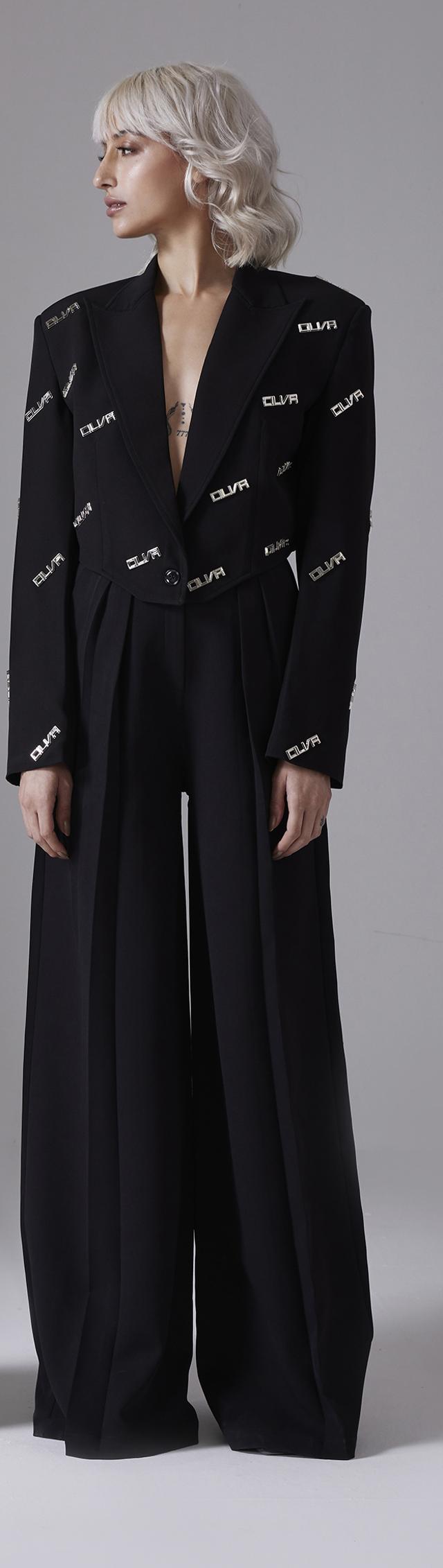 Structured and collared shirts, and pleated flared pants are timeless. (Cilver) Structured and collared shirts, and pleated flared pants are timeless. (Cilver)