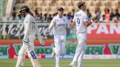 Too soon to use the 'bunny' word, or has James Anderson really gotten under Shubman Gill's skin? (ANI  )