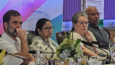 Congress Parliamentary Party (CPP) Chairperson Sonia Gandhi, Congress President Mallikarjun Kharge, party leader Rahul Gandhi and West Bengal Chief Minister Mamata Banerjee. (ANI file) Congress Parliamentary Party (CPP) Chairperson Sonia Gandhi, Congress President Mallikarjun Kharge, party leader Rahul Gandhi and West Bengal Chief Minister Mamata Banerjee. (ANI file)