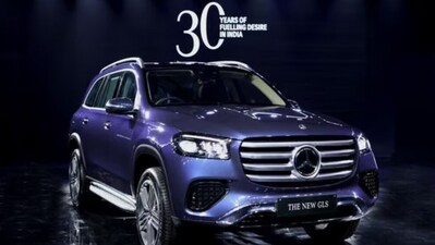 Mercedes-Benz Group AG rose after reporting better-than-expected cash flow for last year as the luxury-car maker pivots to focus on its most profitable models. (File photo) Mercedes-Benz Group AG rose after reporting better-than-expected cash flow for last year as the luxury-car maker pivots to focus on its most profitable models. (File photo)
