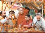 FILE: BJP leaders Lal Krishna Advani and Narendra Modi on the chariot during the 1990's Rath Yatra. FILE: BJP leaders Lal Krishna Advani and Narendra Modi on the chariot during the 1990's Rath Yatra.